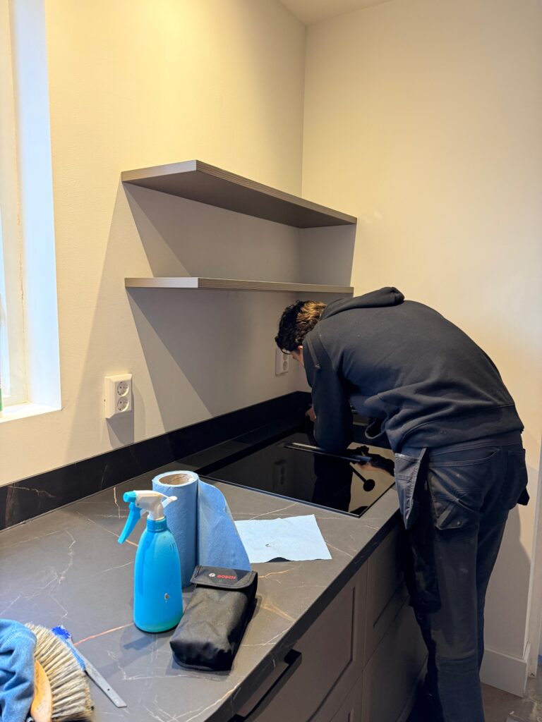 Keukenmontage en afwerking